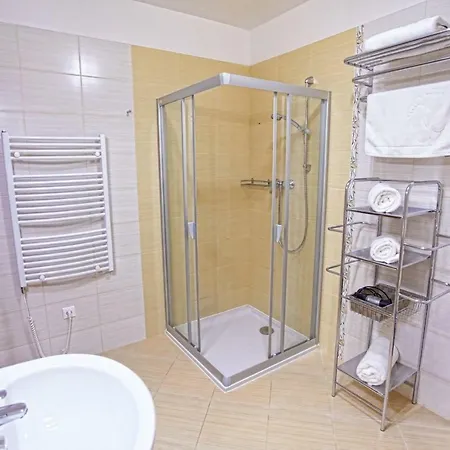 Enzo C 103 Chopok Juh * Tale